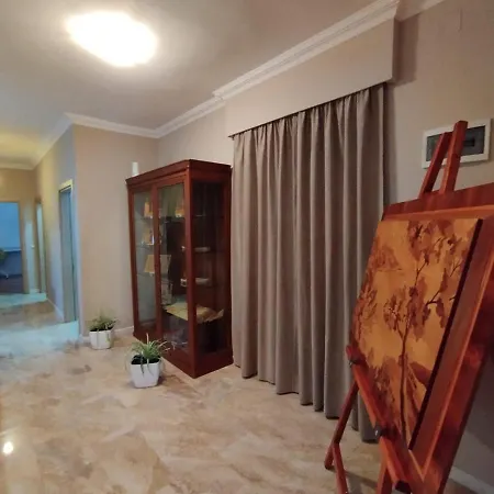Art Gallery 1 Apart-hotel