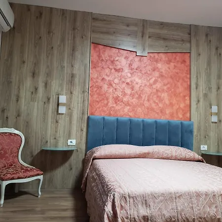 Aparthotel Art Gallery 1 *